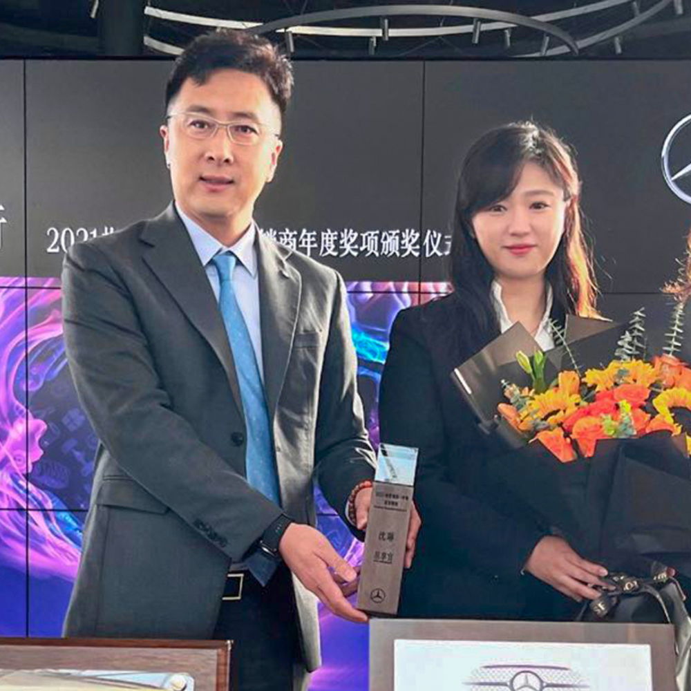 从2020年开始,上海中升之星奔驰4s店的市场经理沈琳就和团队开辟了新