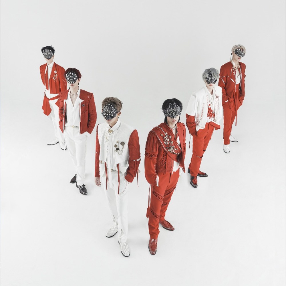 此外,此次威神v(wayv)迷你四辑《phantom》也将发行实体专辑,现正通过