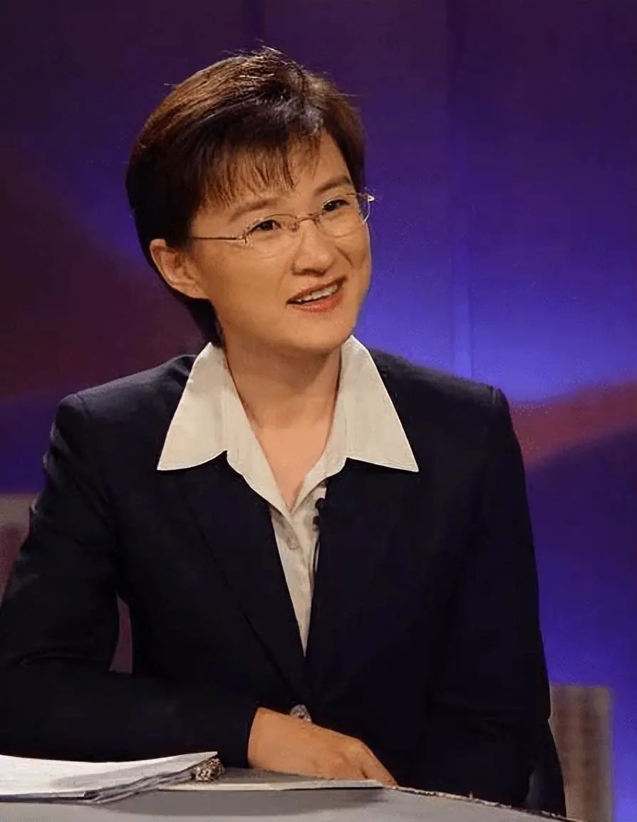 央视主持人董倩:被观众骂刀子嘴,我步步紧逼,其实于心不忍插图5