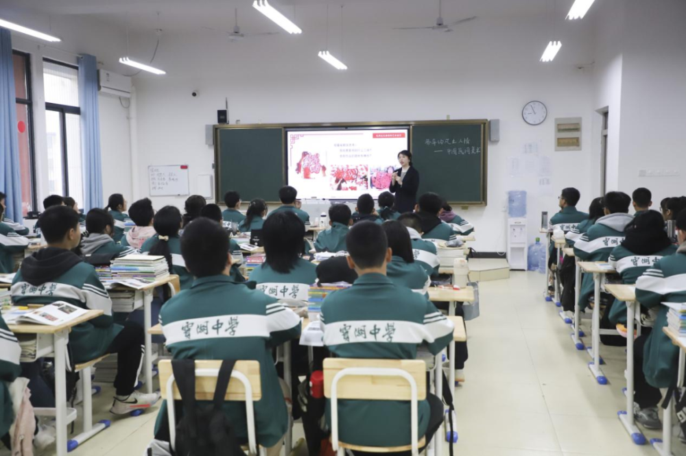 科研兴校显特色 专家引领促成长|桂林市宝湖中学迎接市教科所教学视导