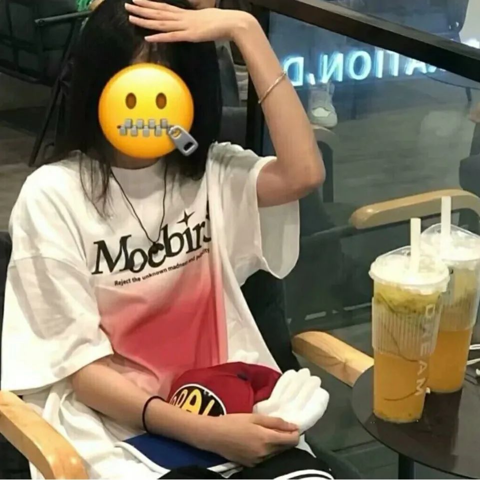 微信頭像emoji表情擋臉單人女生頭像