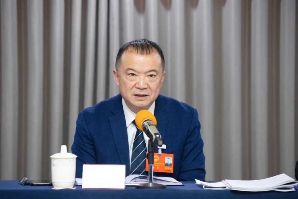 加快建设现代化成都东部区域中心城市|詹庆参加简阳市第十八届人民