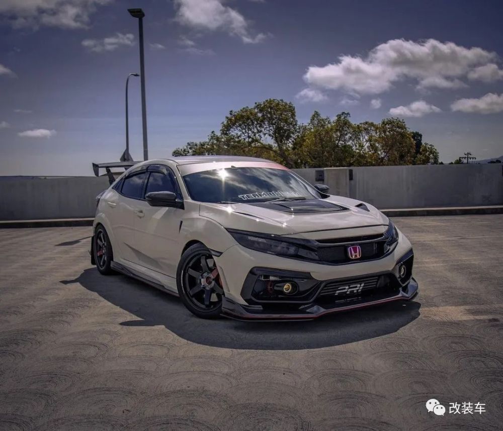 varis宽体本田10代思域type r,改装清单长到一页a4纸都印不下_腾讯