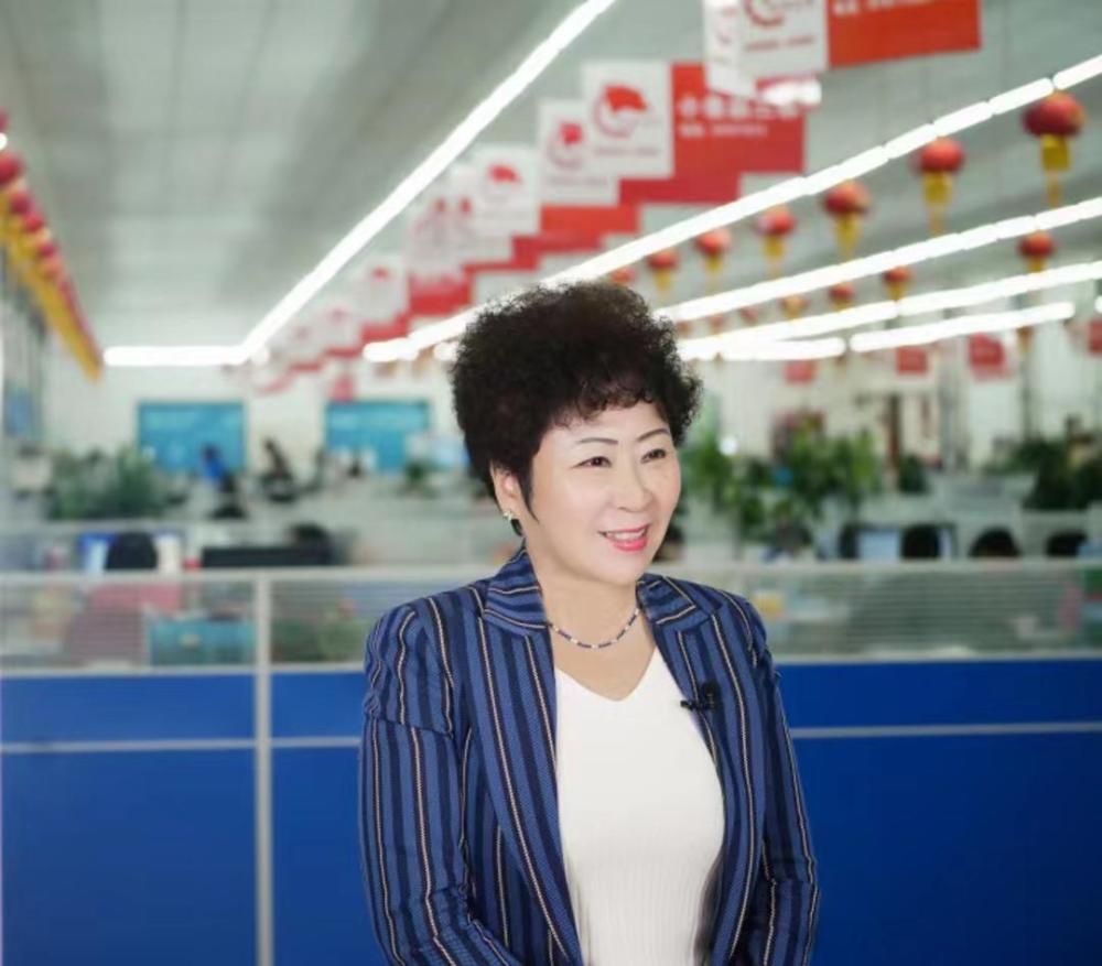 2022封格女性|红旗连锁曹世如:勇于担当 主动作为 绽放新时代女性新