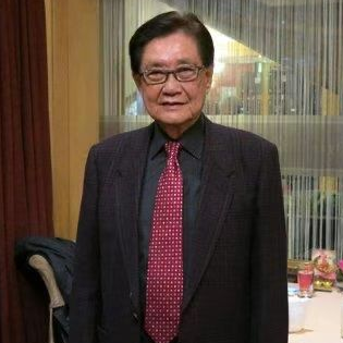 叶耀鹏台湾政论节目评论员民进党创党元老,曾经担任民进党籍"立委"及"