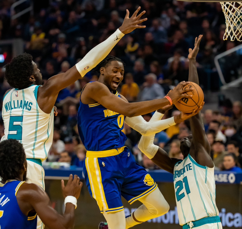 (体育)篮球——nba常规赛:勇士战胜黄蜂_腾讯新闻