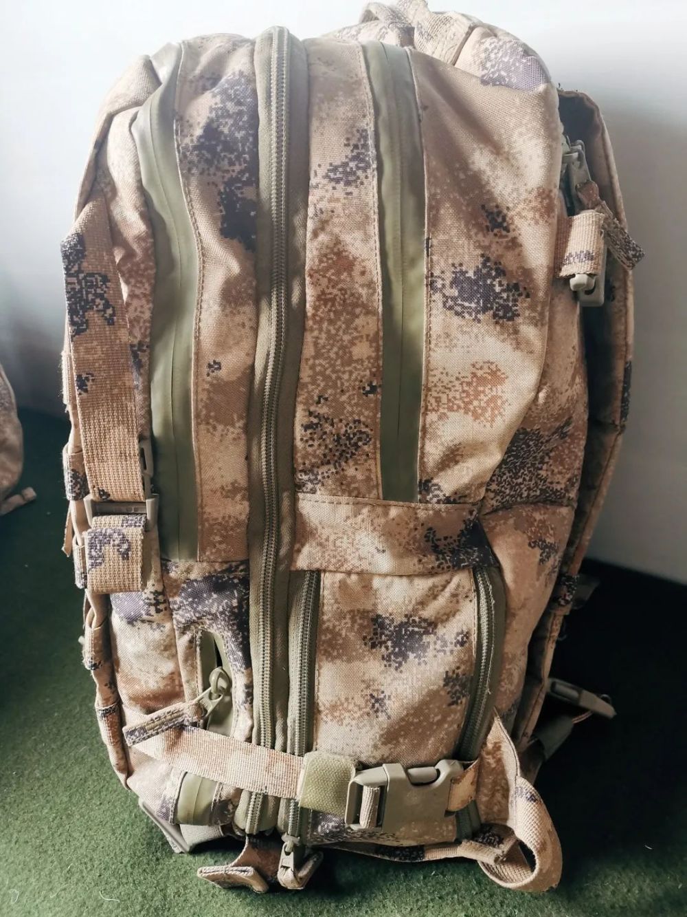 新式突击背包,配发部队!_腾讯新闻