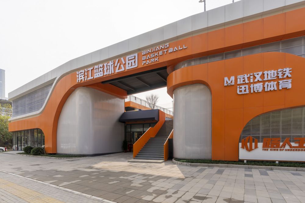 加快地铁建设引领城市发展经营版图百花齐放