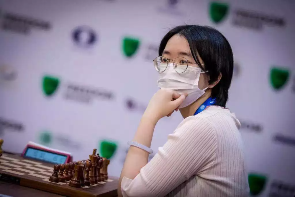 刷新历史！中国象棋姑娘夺冠，全网祝贺，2022体坛最后一金！中东网民评论东亚各国2022已更新(网易/今日)