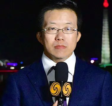 伟!两会新闻又看到霍记者:嚯!伟伟!朝韩新闻看到霍记者:霍伟伟!