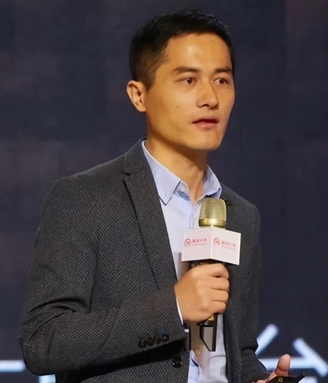 当前,吴泽明(范禹)被任命为集团 cto 和达摩院副院长.