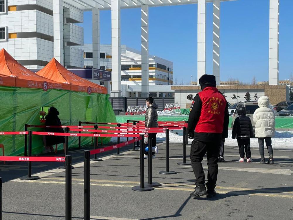 一生一世：梅行不是喜歡時宜嗎？怎么又變成喜歡周文幸了？日久生情