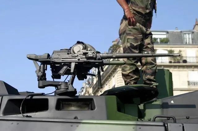 二战后法国第一代通用机枪aat-52,结束万国造时代_腾讯新闻