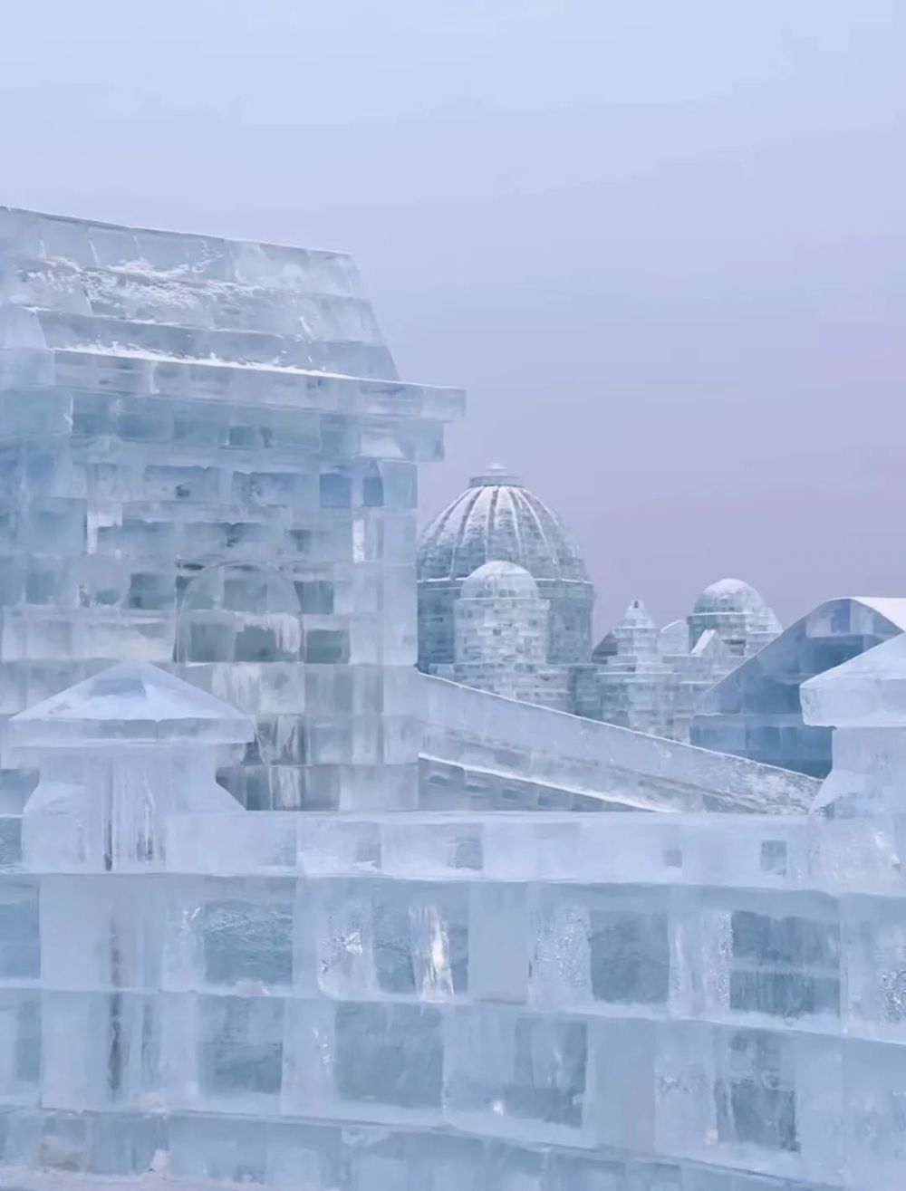 哈尔滨冰雪大世界，名媛们排队几年都要住的奢华冰屋到底有多好？线上英语口语2022已更新(今日/知乎)