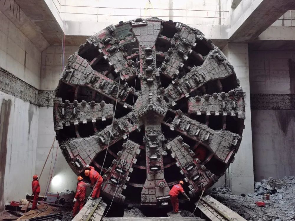 驰越号盾构机顺利接收跨盐朝公路连续梁关键节点条件完成验收市域铁路