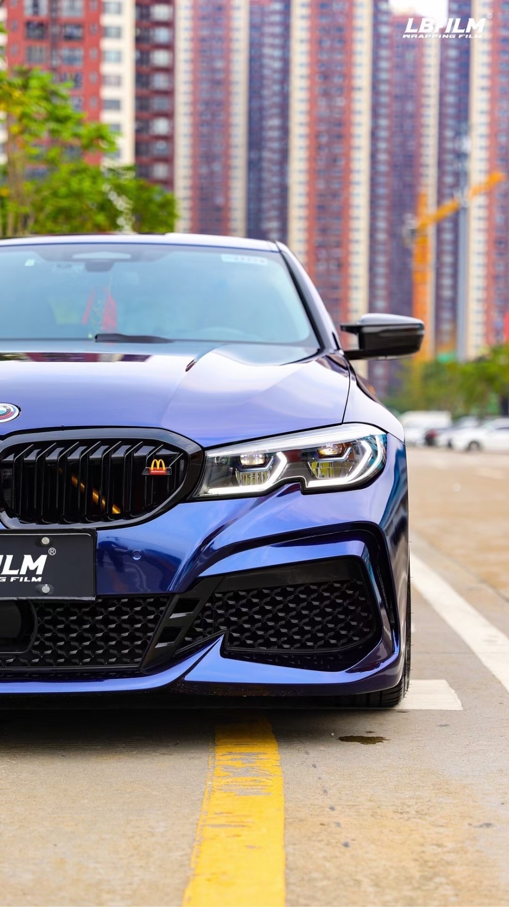 宝马3系lb改色膜pet丹泉石蓝,最深邃的色泽之一_腾讯新闻