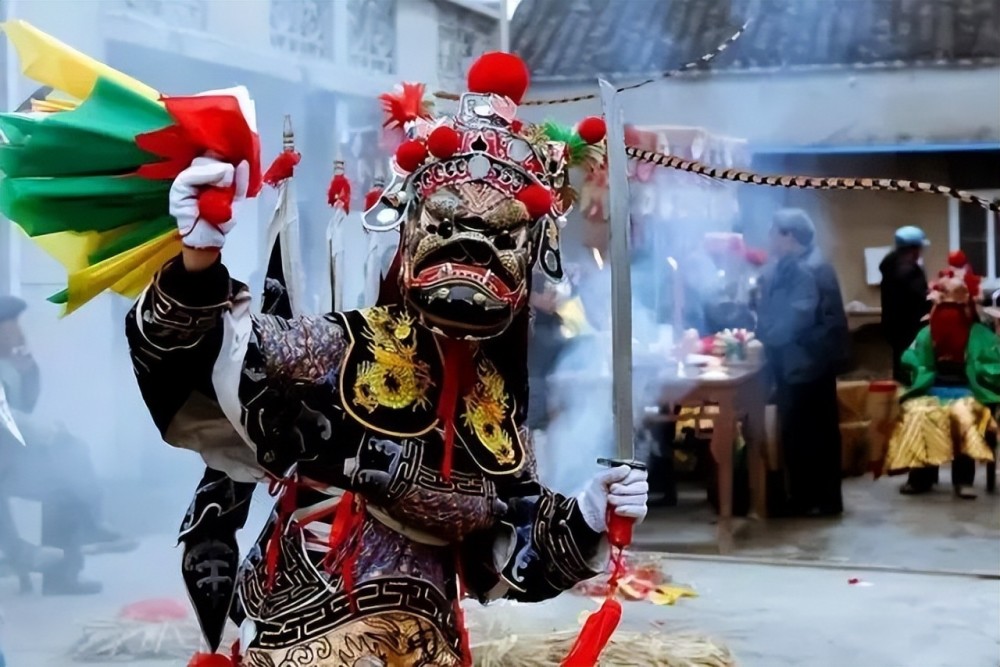 傩戏仡佬族美食三幺台"三幺台"是仡佬族人每逢嫁娶,寿庆,建房,节日