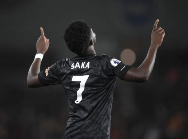 萨卡感谢2022年你们给我的爱与支持新的一年我们来了