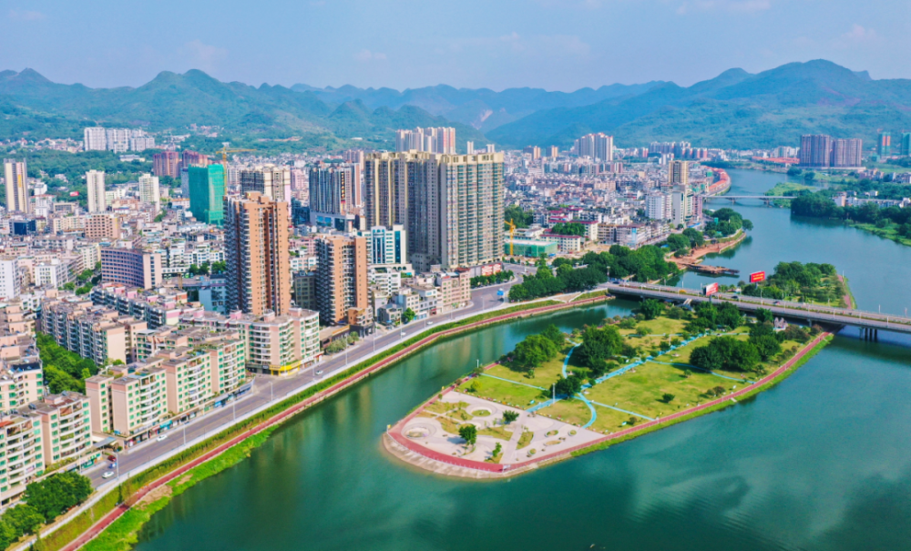 此次《意见》的签署,连州将建立起检察院与市河长办,林长办的"三长"