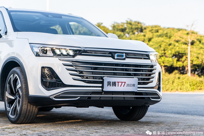 实拍2023款奔腾t7711万买高颜值高品质suv不是梦