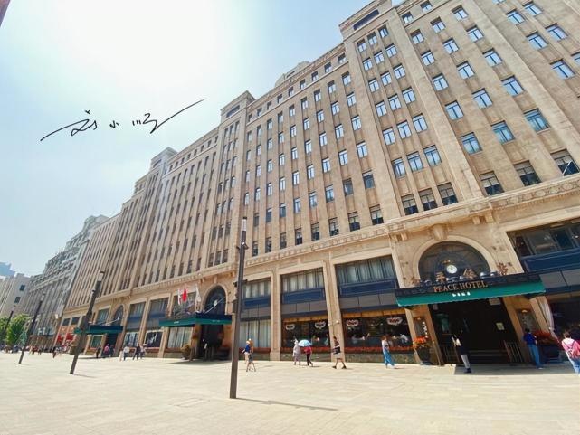 上海属于华东地区，是“长三角”的龙头城市，国际知名度还非常高_腾讯新闻