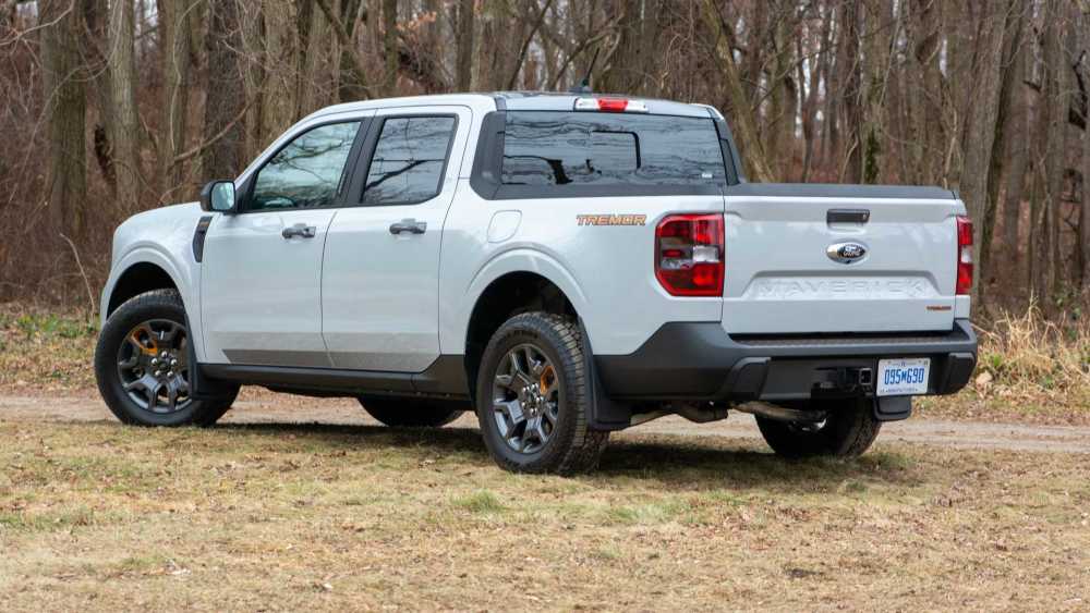 比ranger皮卡还要入门,2023款福特maverick大量实拍图发布_腾讯新闻