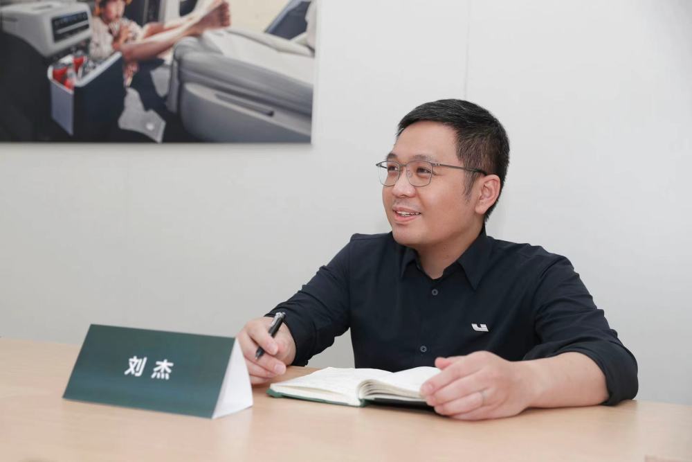 对话理想刘杰:理想不会造a级车,仍将聚焦30万以上产品_腾讯新闻