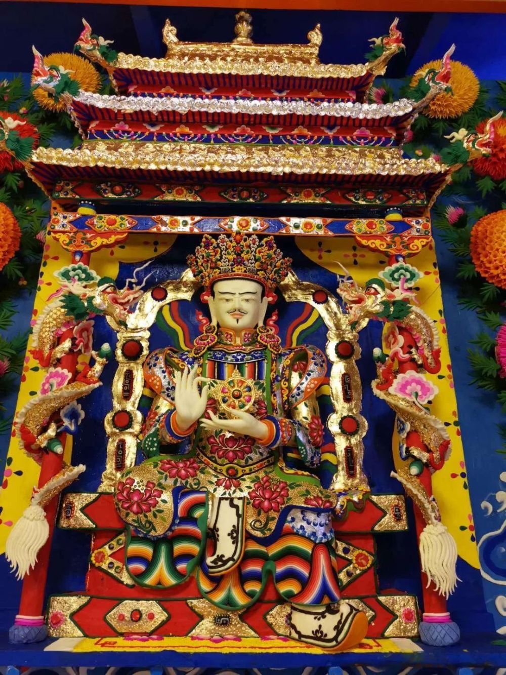 正月十六——贤巴琅郭尔正月十六日是弥勒佛巡世的吉日良辰,藏语称作"