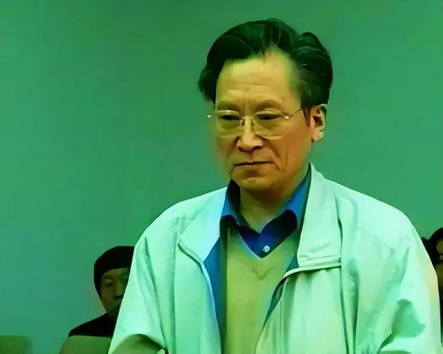 桃色贪官徐其耀:包养146名情妇,包括一对母女,藏钱方式重口味