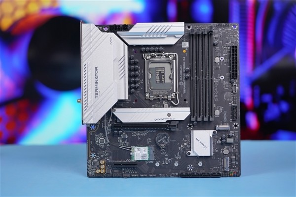 铭瑄终结者b760m d4 wifi图赏