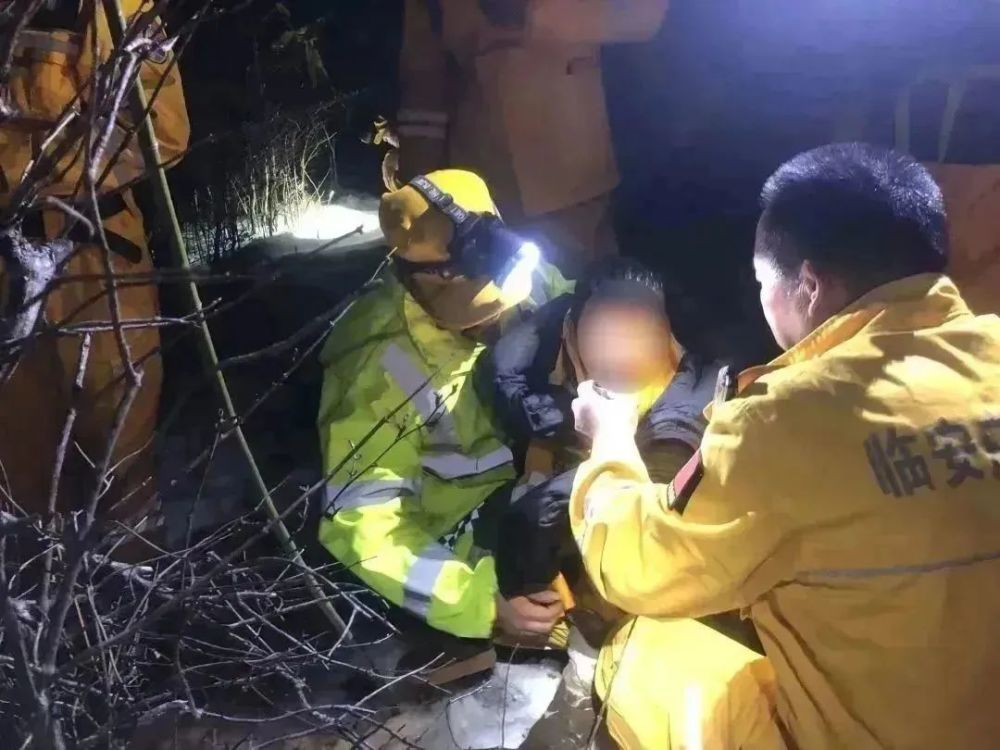 “我2岁的儿子快不行了！”上海母子跨年夜赏雪困山顶，找到时孩子已失温怎样极速瘦身2023已更新(今日/头条)