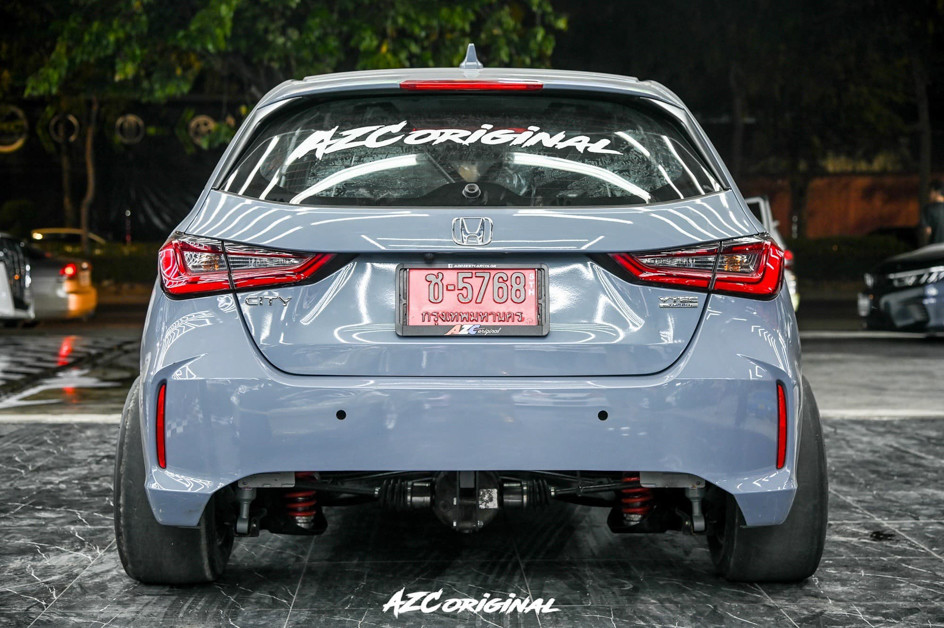 泰国魔幻改装1100匹的本田锋范零百加速究竟多少秒