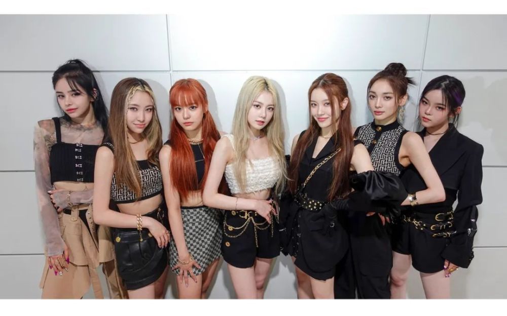 由大名鼎鼎的 avex group(艾回)一手打造,历时四年培训选拔,在韩国