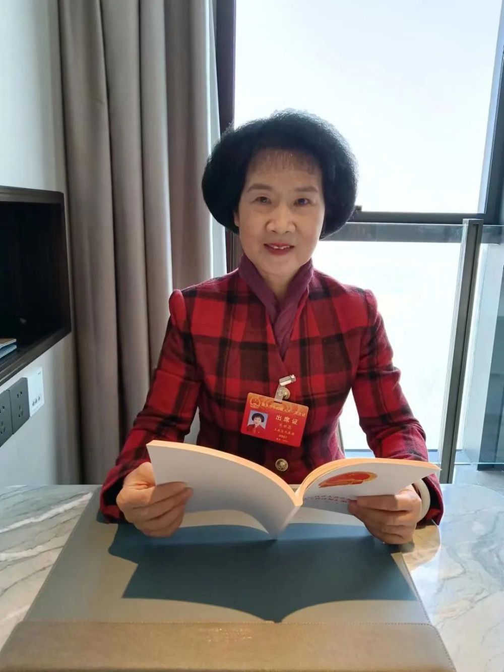 【两会声音】全国,市人大代表买世蕊:把"春风""春雨"播撒到群众心田