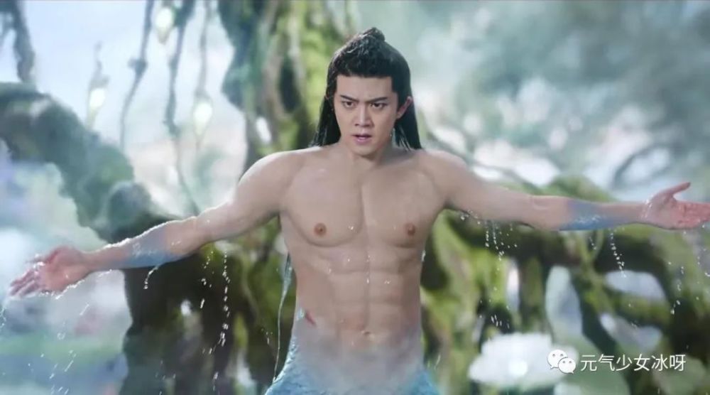 假发假肩假腹肌假屁股这些明星身上还有什么是真的