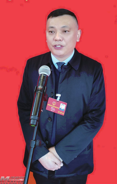 徐志云市人大代表,鸿星尔克(绵阳)服装生产基地生产总监绵阳营商环境