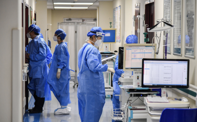 呼吸科扩增十几倍,有医院实行「全院一张床」