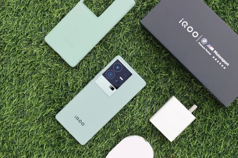 iqoo 11 pro 曼岛特别版_腾讯新闻