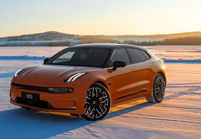 首搭140kwh麒麟电池,增加多种配色,23款极氪001上市更能打?