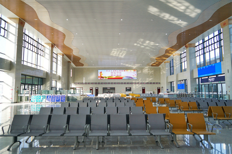 宁启铁路姜堰火车站新站房正式启用_腾讯新闻