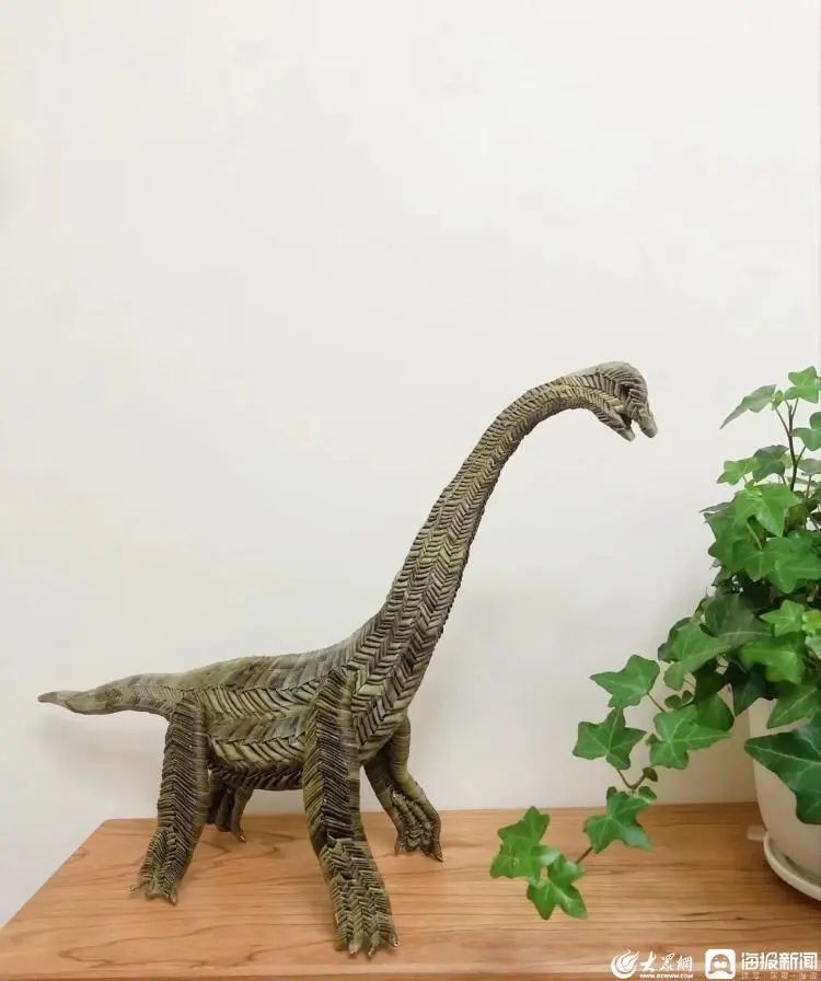 张女士是一位石油行业的工程师,一次偶然的机会,她接触到了用棕榈树叶