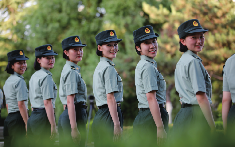 中国军人|西部战区陆军某旅"巾帼建功模范连":我们的战位,在三尺机台