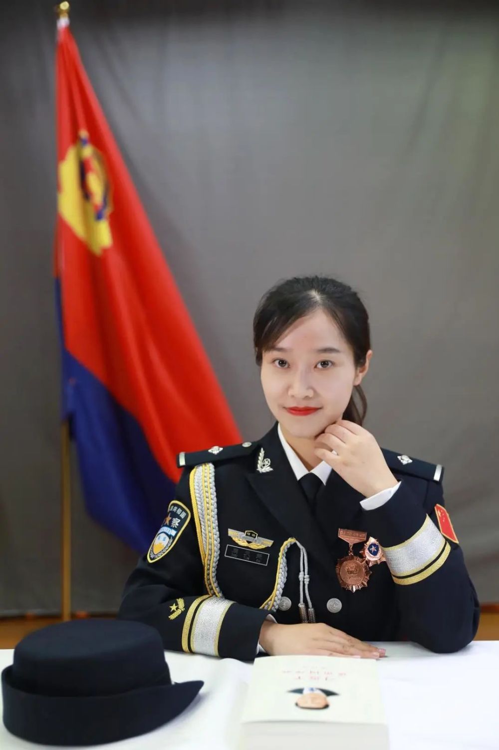 【致敬61警察节】当警察节遇见警礼服～_腾讯新闻