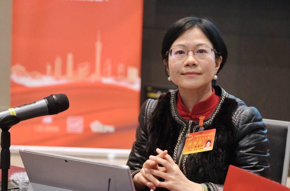 代表谈报告市人大代表黄晓丹为广州实现制造业立市贡献力量