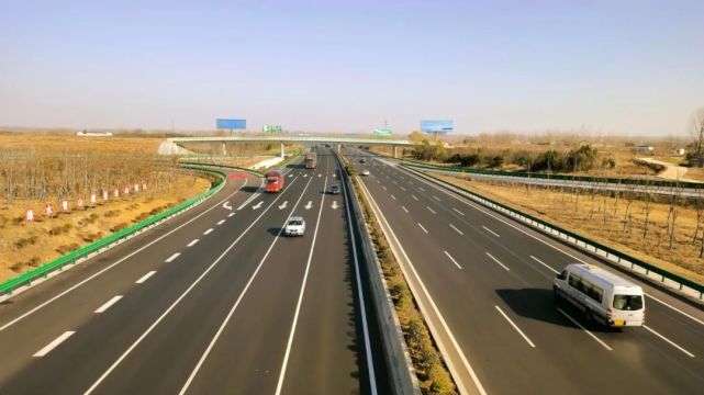 扩建项目是g40沪陕(上海至西安)和g42沪蓉(上海至成都)高速公路安徽段