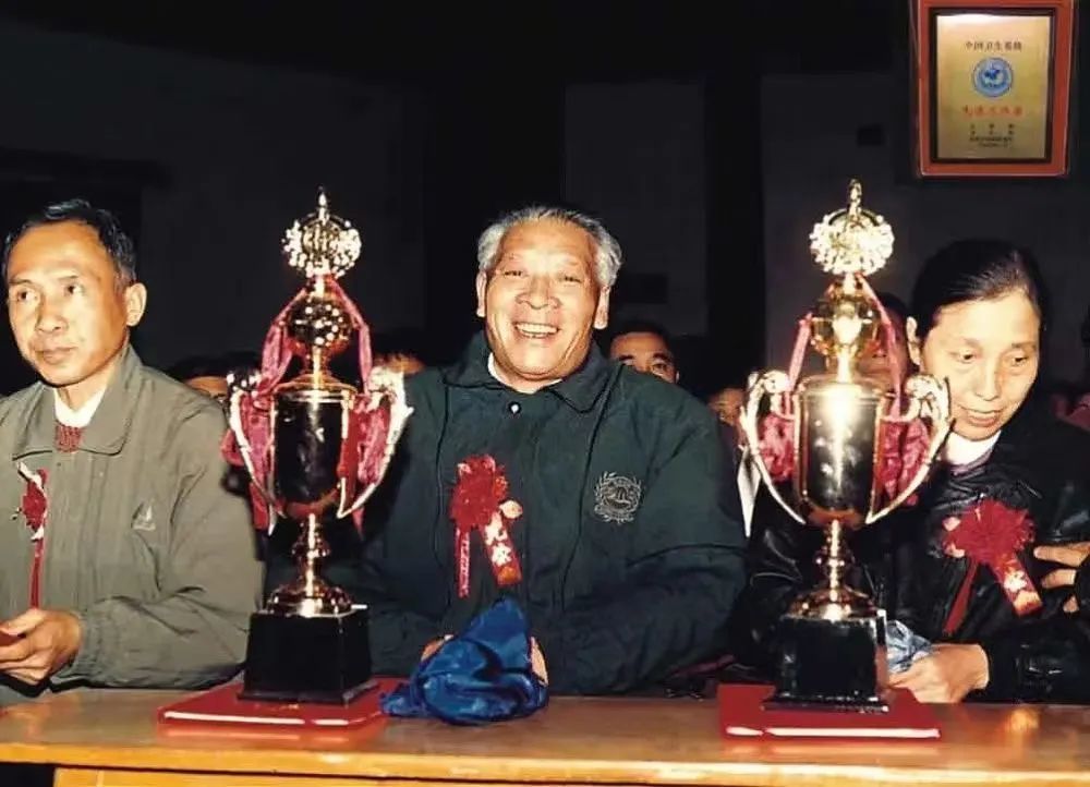 湖南中医骨伤泰斗,湖南省中医院终身教授孙达武不幸去世_腾讯新闻