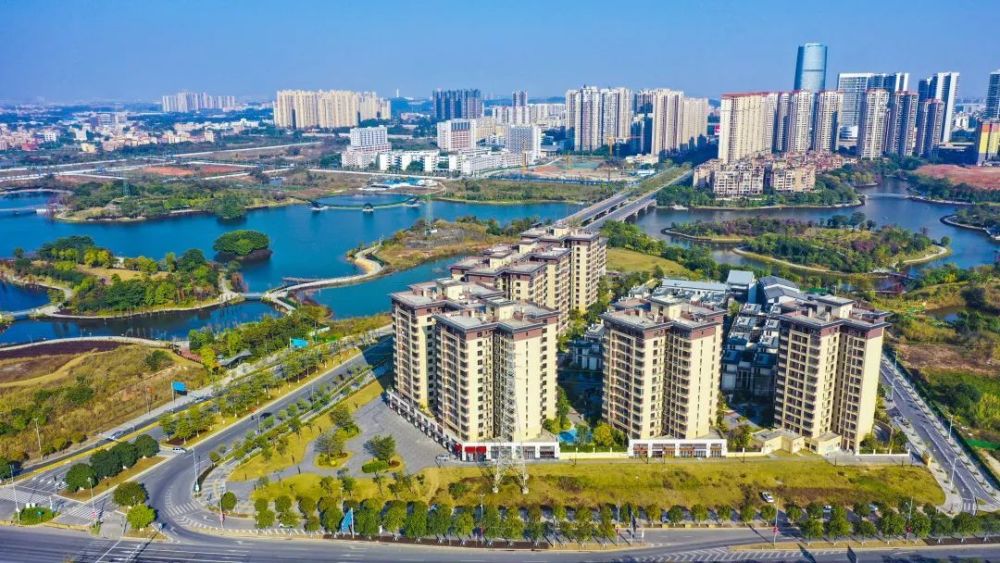 狮山博爱湖片区数条新道路正式通车_腾讯新闻