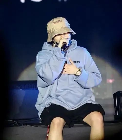 重磅车导约见那个男人pgone有望与gai再度巅峰对决