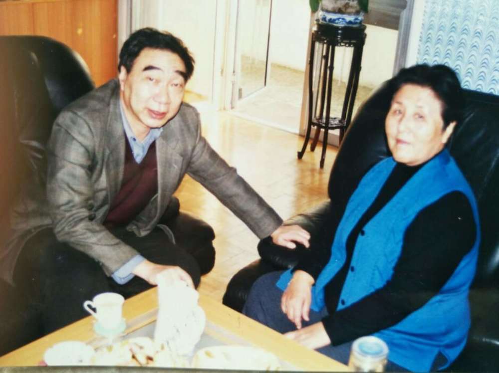 开国中将梁兴初夫人任桂兰逝世,晚年撰写传记《统领万岁军》获赞誉