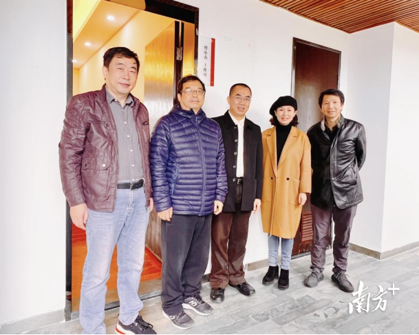 东莞首批文艺名家工作室揭牌
